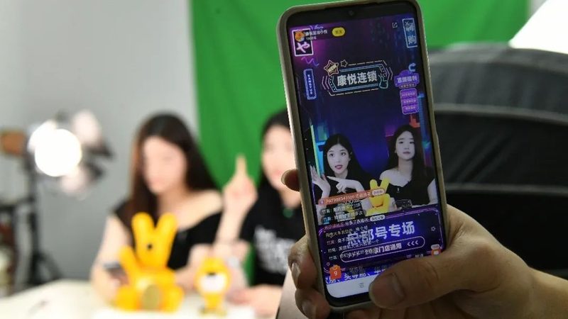 在签订上海住家保姆合同之前，雇主需要做好以下准备工作：